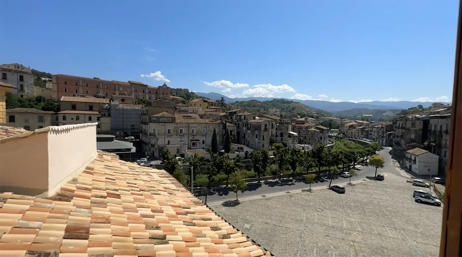 sala_cooworking_casadelleculture_cosenza_03