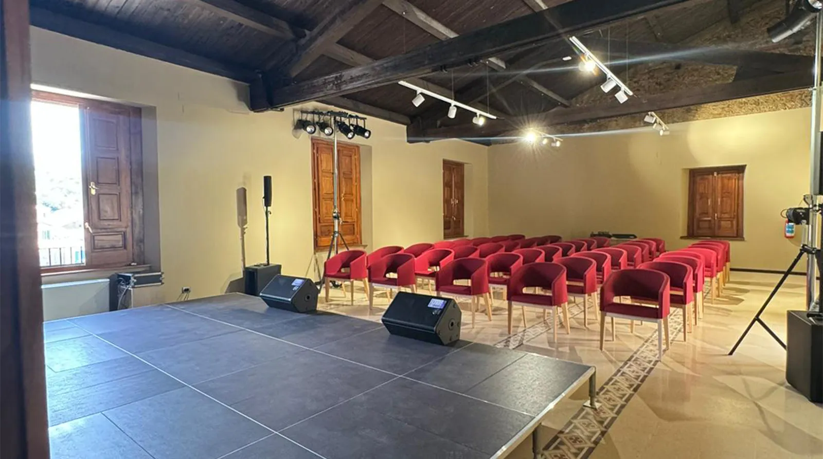sala_einstein_casadelleculture_cosenza_01